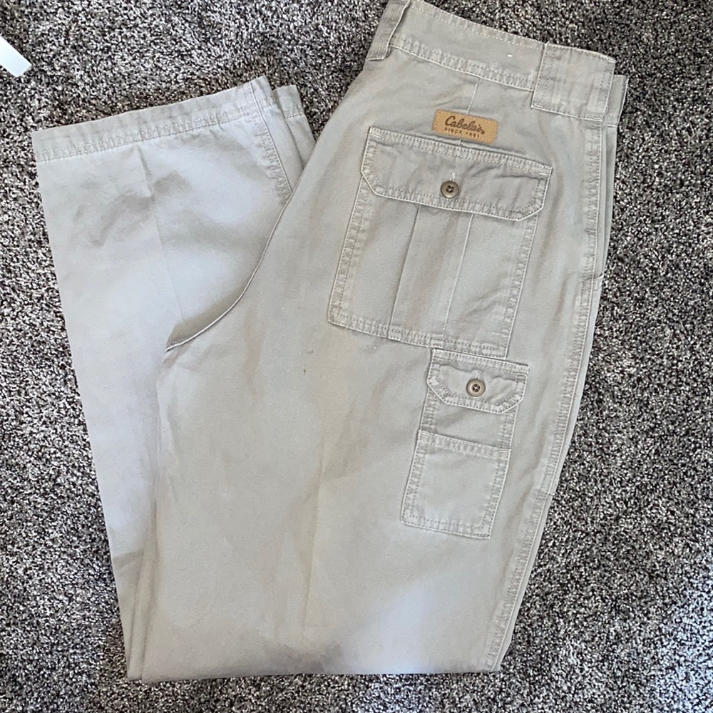 Cabela’s 7 pocket hiker